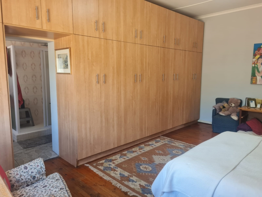 3 Bedroom Property for Sale in Ladismith Western Cape